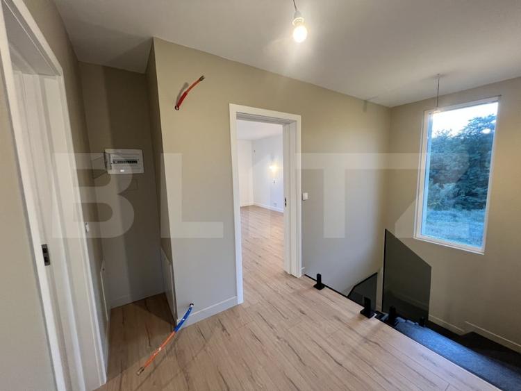 Casă individuală cu 4 camere cu Teren 500 Mp în Exterior Est