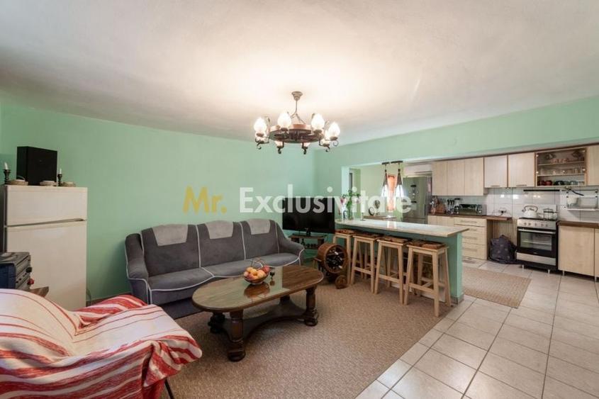 Casă cu 3 camere cu Teren 2720 Mp în Uliești