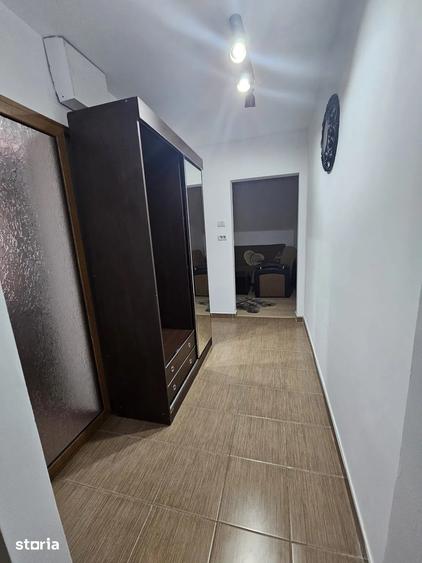 Apartament 3 camere, semidecomandat, 65 mp, aer conditionat, balcon, Inel 2 - 5