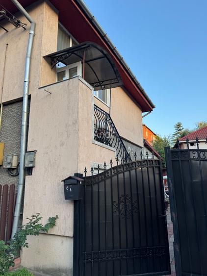 Apartament cu 2 camere decomandat în Petros