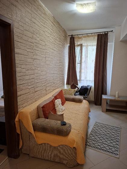 Apartament cu 2 camere decomandat în Tătărași