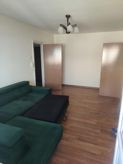 Apartament cu 2 camere semidecomandat în Drumul Taberei — fotografia 2