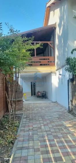 Casă cu 5 camere cu Teren 250 Mp în 1 Mai