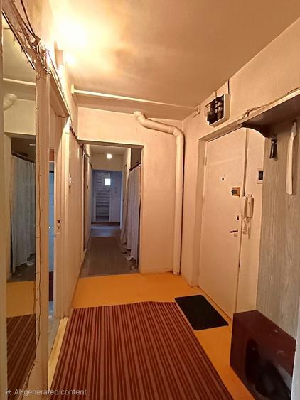 Apartament cu 3 camere decomandat în Lujerului
