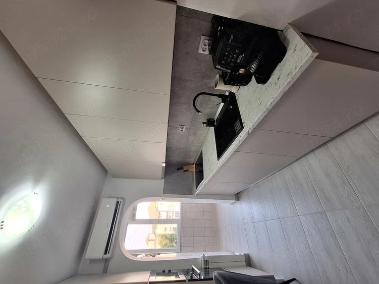 Apartament cu 3 camere decomandat în Rogerius