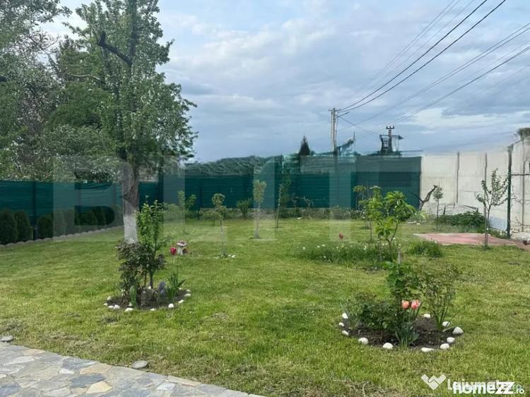 Casă cu 7 camere cu Teren 420 Mp în Central
