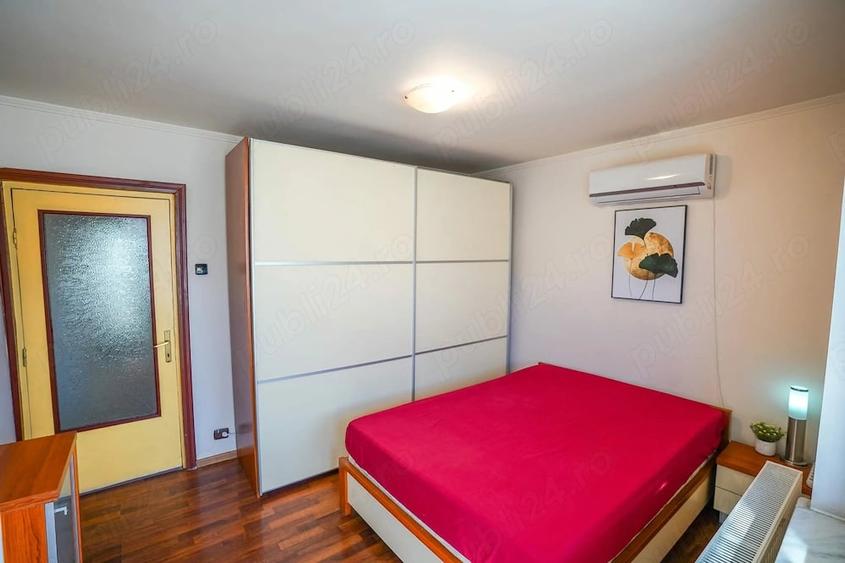 Apartament cu 3 camere decomandat în Precista