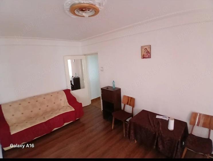 Apartament cu 2 camere semidecomandat în Malu Roșu