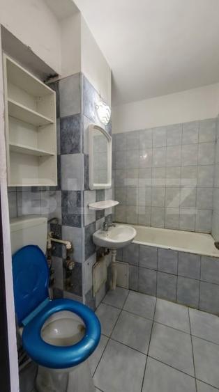 Garsonieră decomandată, mobilată în Rogerius