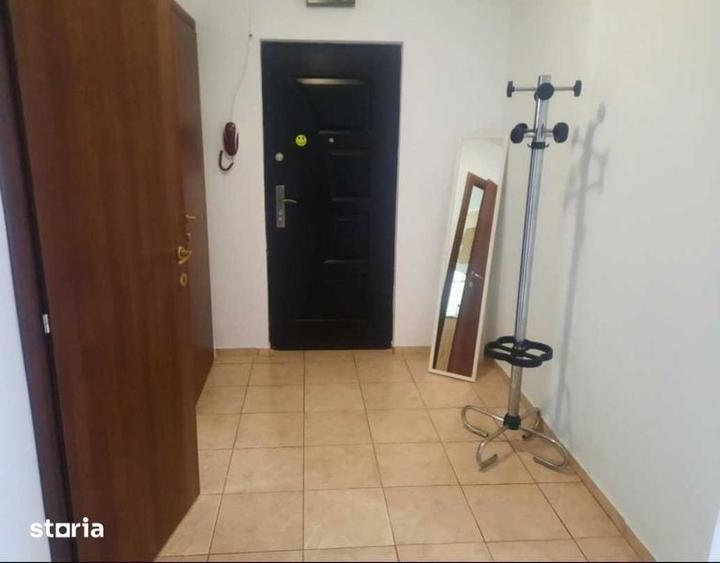 Apartament cu 3 camere decomandat în Militari