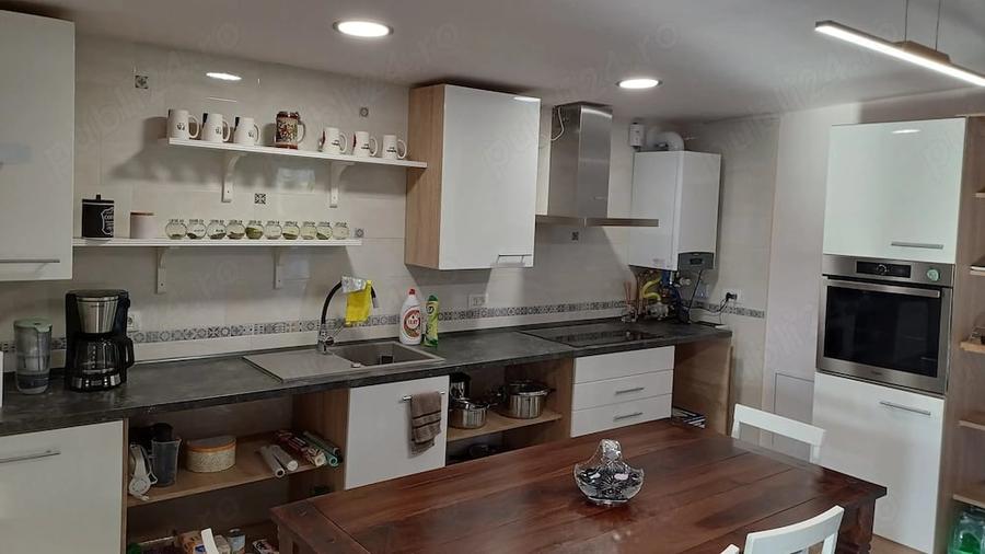 Casă cu Teren 3311 Mp în Ianova