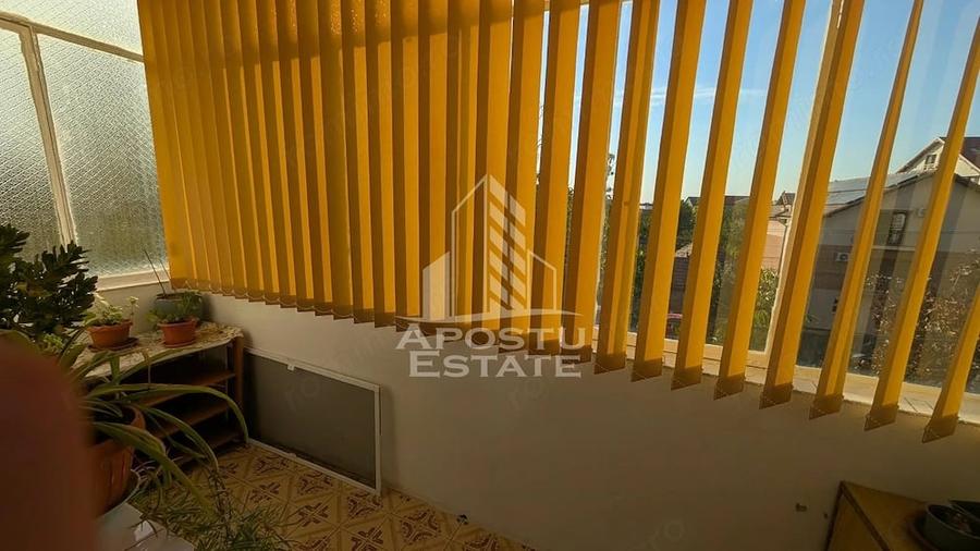 Apartament cu 2 camere decomandat în Mircea cel Bătrân