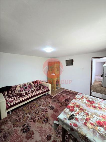 Casă cu 2 camere cu Teren 988 Mp în Vadu