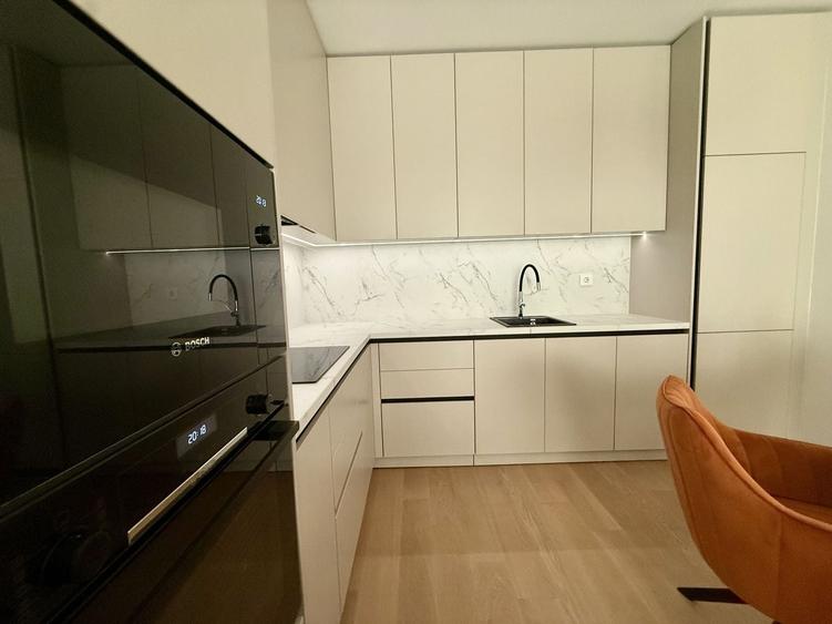 Apartament cu 2 camere decomandat, mobilat în Pipera