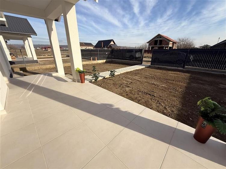 Casă individuală cu 3 camere cu Teren 350 Mp în Exterior Nord