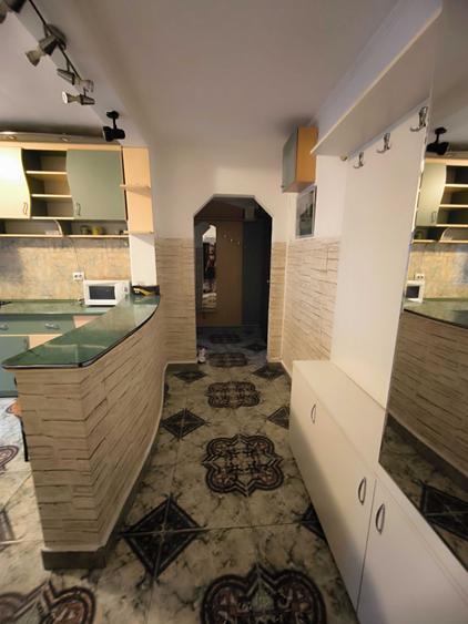 Apartament cu 3 camere în Cantemir