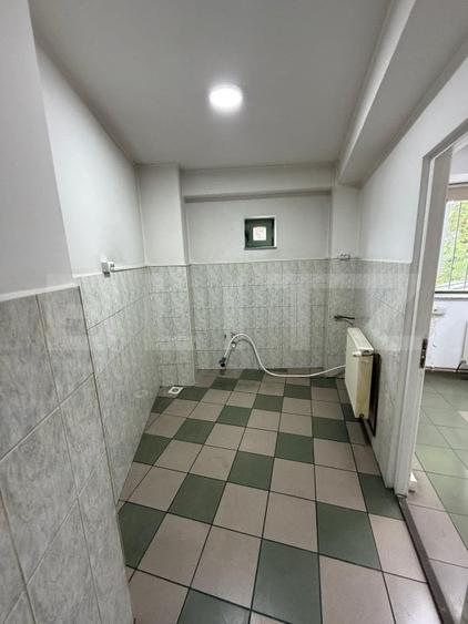 Spațiu comercial, de 685 mp, în Central