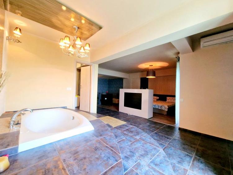 Duplex cu 3 camere cu Canalizare în Central