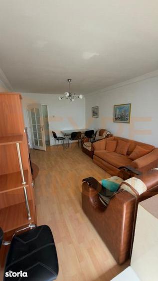 Apartament cu 2 camere, mobilat în Central