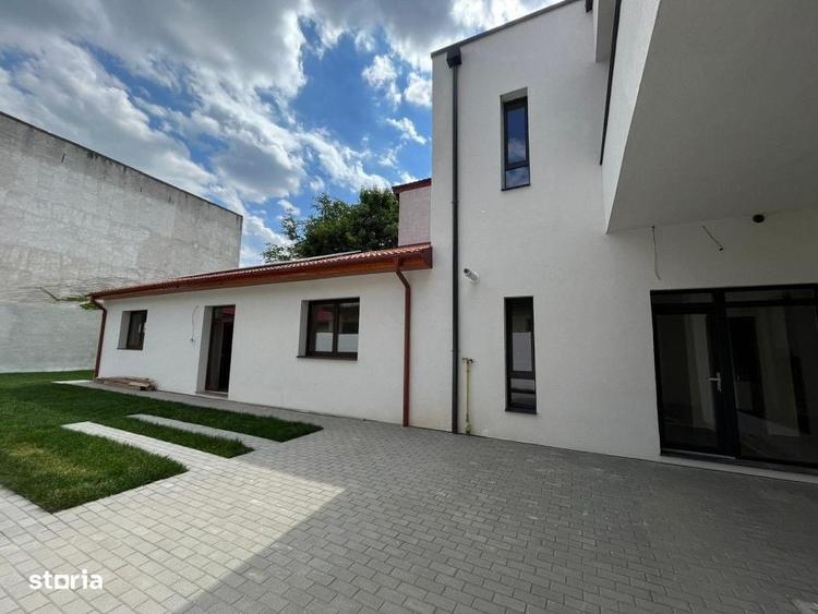 Spațiu comercial, de 273 mp, în Central