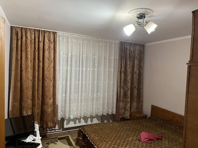 Apartament cu 3 camere decomandat în Sfântu Ilie