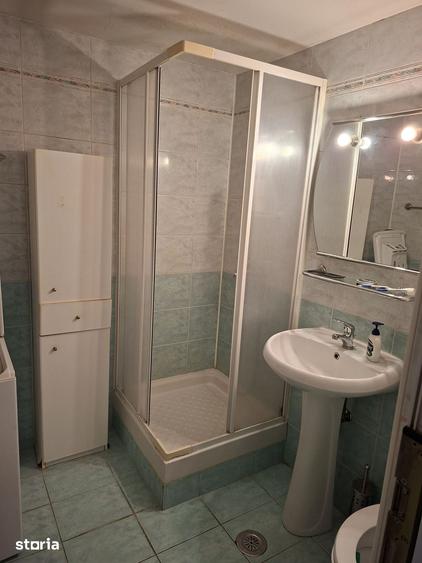 Apartament cu 3 camere în Centrul Civic