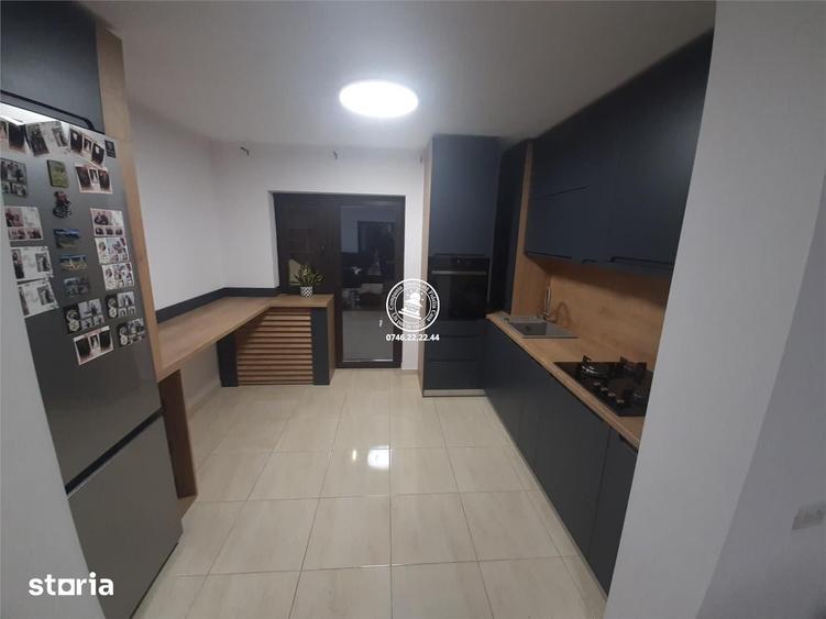 Casă cu 4 camere cu Teren 624 Mp în Breazu