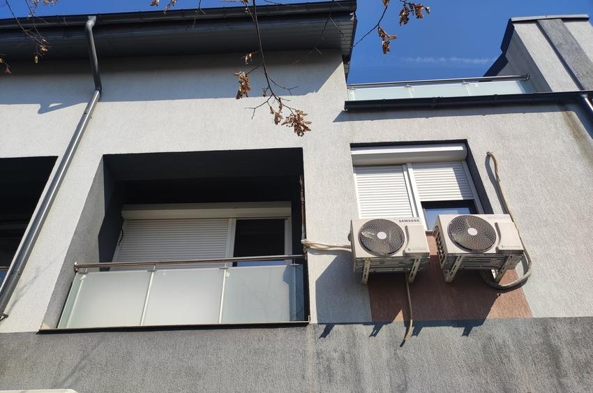 Casă cu 4 camere cu Teren 60 Mp în Prelungirea Ghencea