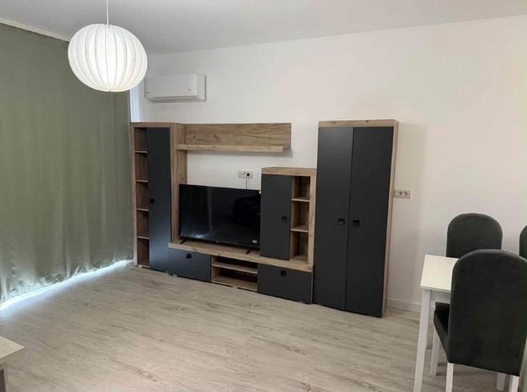 Apartament cu 2 camere în Torontalului