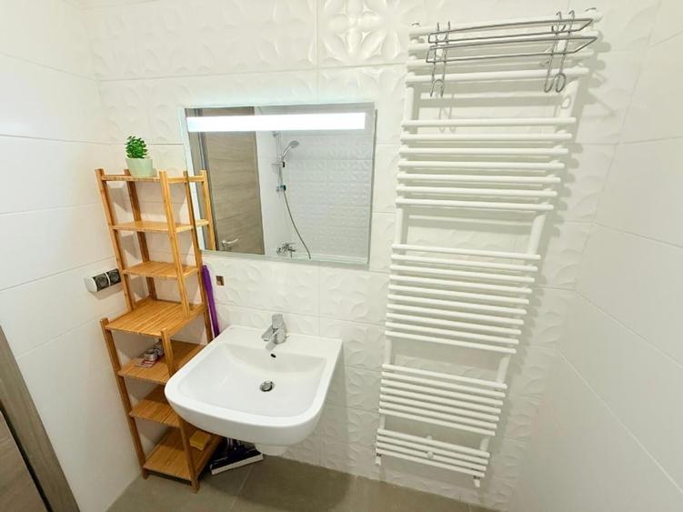 Apartament cu 2 camere decomandat, mobilat în Lujerului