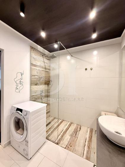Apartament cu 2 camere semidecomandat, mobilat în Florești