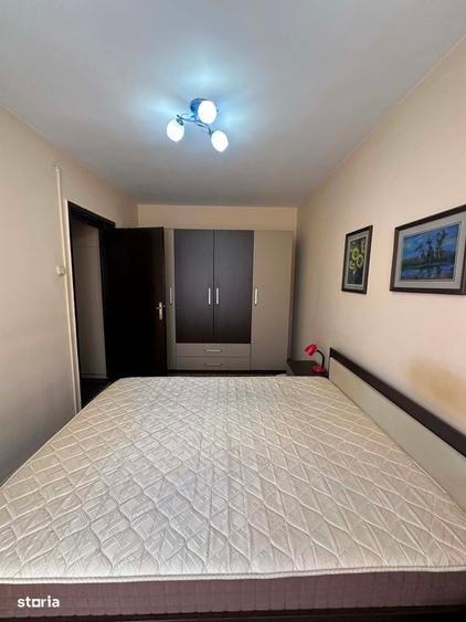 Apartament cu 3 camere semidecomandat în Careiului
