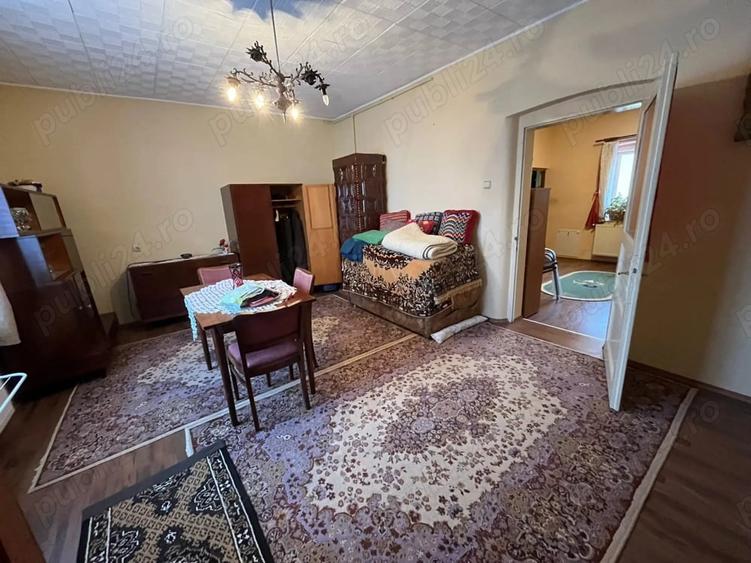 Casă cu 2 camere în Central