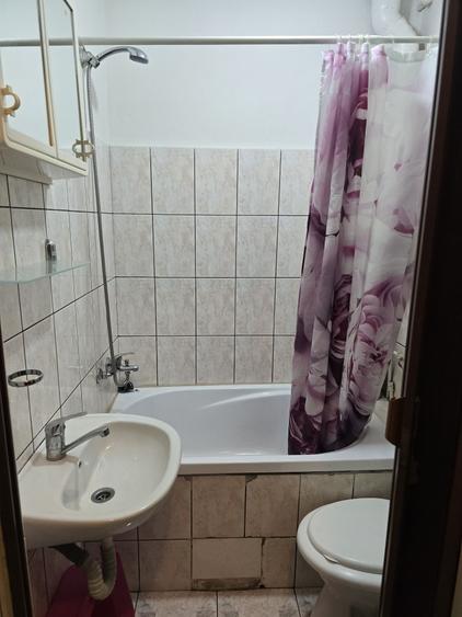 Garsonieră decomandată în Exterior Vest