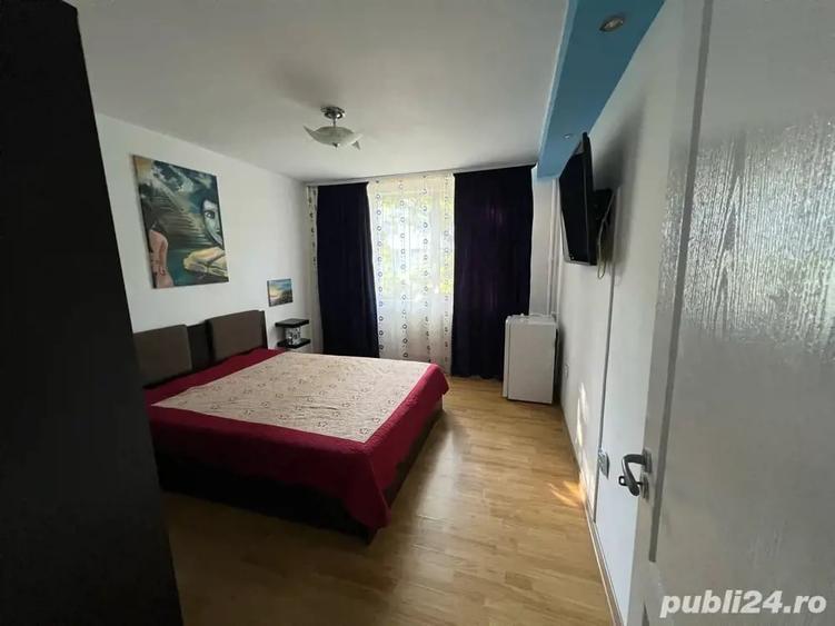 Garsonieră decomandată în Central