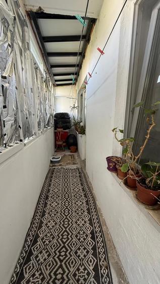 Apartament cu 3 camere decomandat în Berceni
