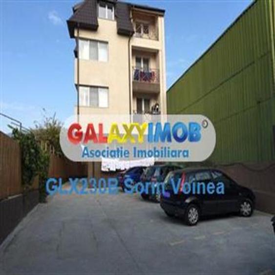 Apartament cu 4 camere semidecomandat, mobilat în Fundeni