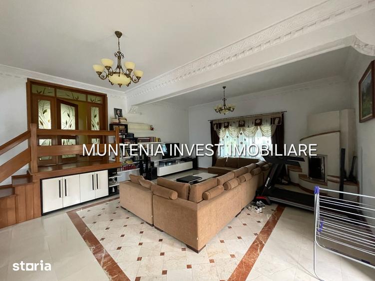 Casă cu 5 camere cu Teren 840 Mp în Ștefănești