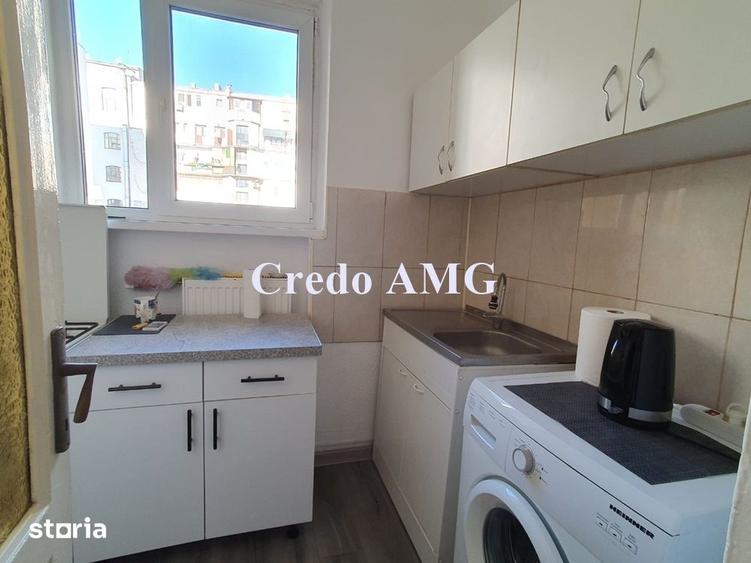 Apartament cu 3 camere decomandat, mobilat în Centrul Istoric
