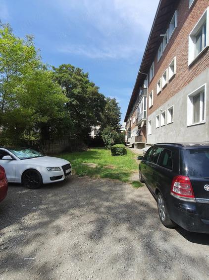 Apartament cu 2 camere decomandat în Exterior Vest
