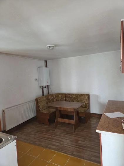 Casă cu 1 camere cu Teren 176 Mp în Central