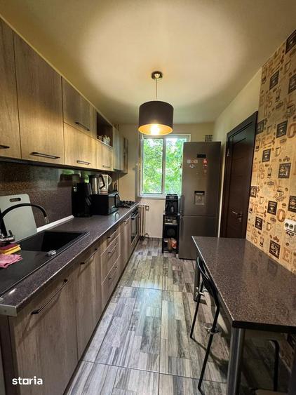 Apartament cu 3 camere decomandat în Militari