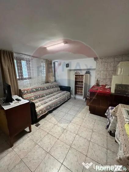 Casă cu 2 camere cu Teren 154 Mp în Central