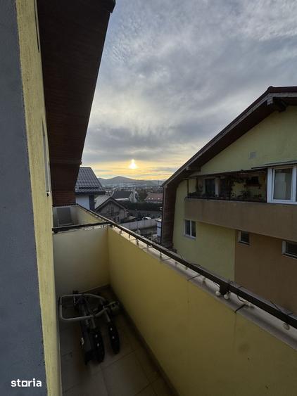Apartament cu 3 camere în Florești