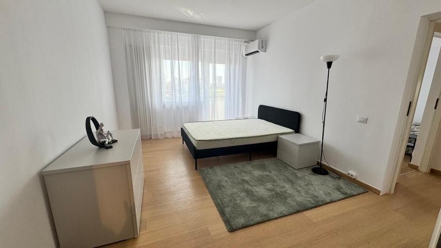 Apartament cu 3 camere decomandat, mobilat în Dorobanți