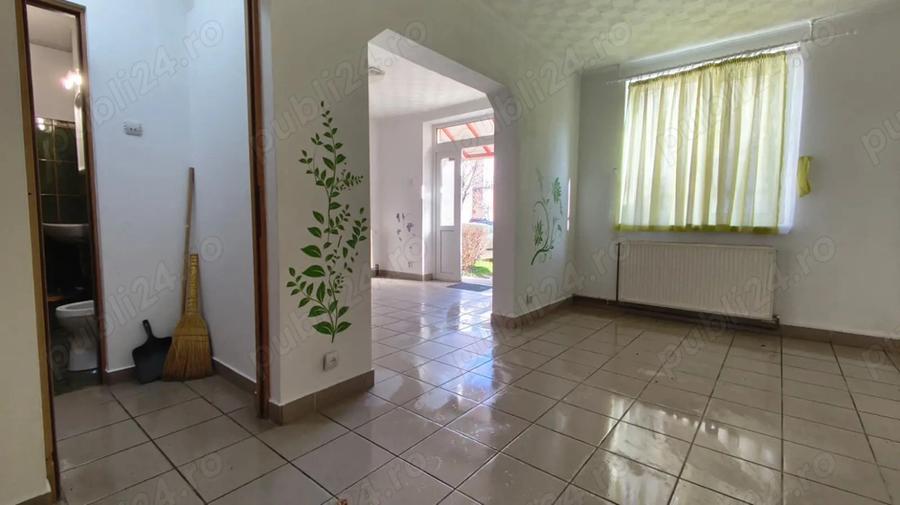 Spațiu comercial, de 32 mp, în Dacia