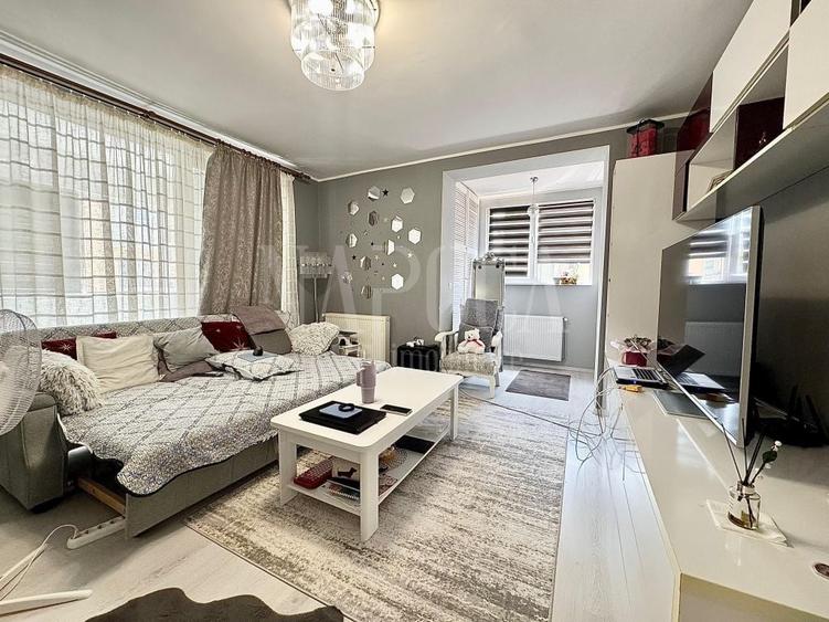 Apartament 3 camere de vanzare in Floresti - 1