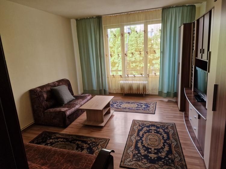 Garsonieră decomandată în 1848