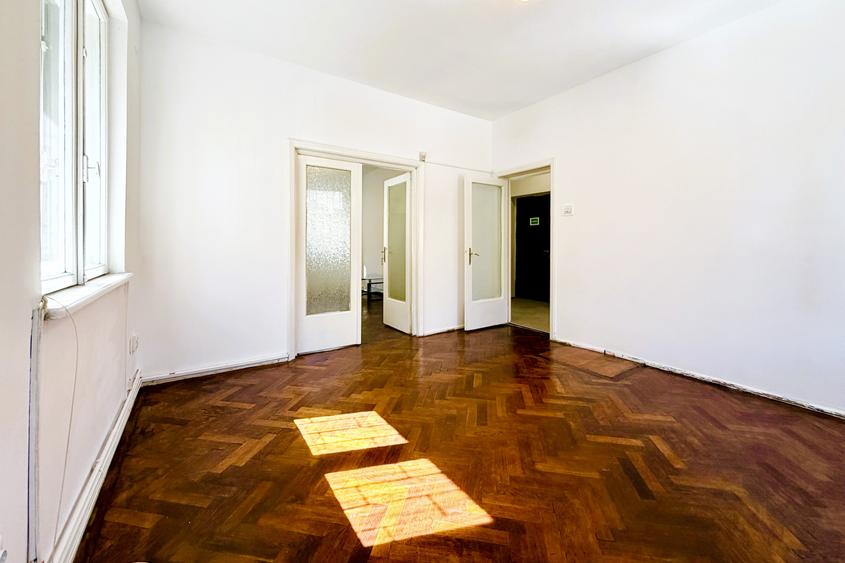 Apartament cu 2 camere semidecomandat în Calea Plevnei
