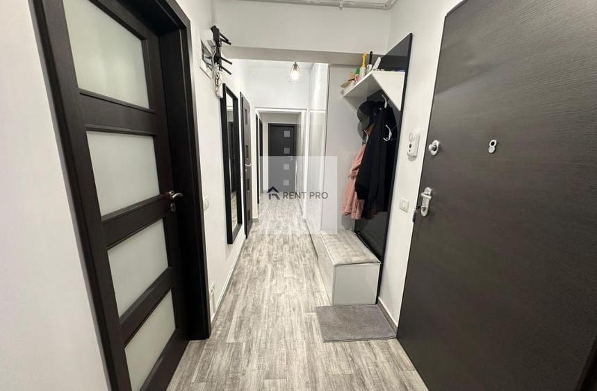 Apartament cu 3 camere decomandat, mobilat în Politehnica